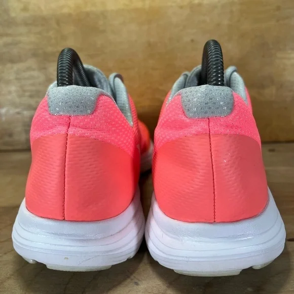Nike Revolution 3 Womens Sz 8.5 (7Y) Running Shoes Sneakers Lava Glow 859602-600 - Picture 4 of 8